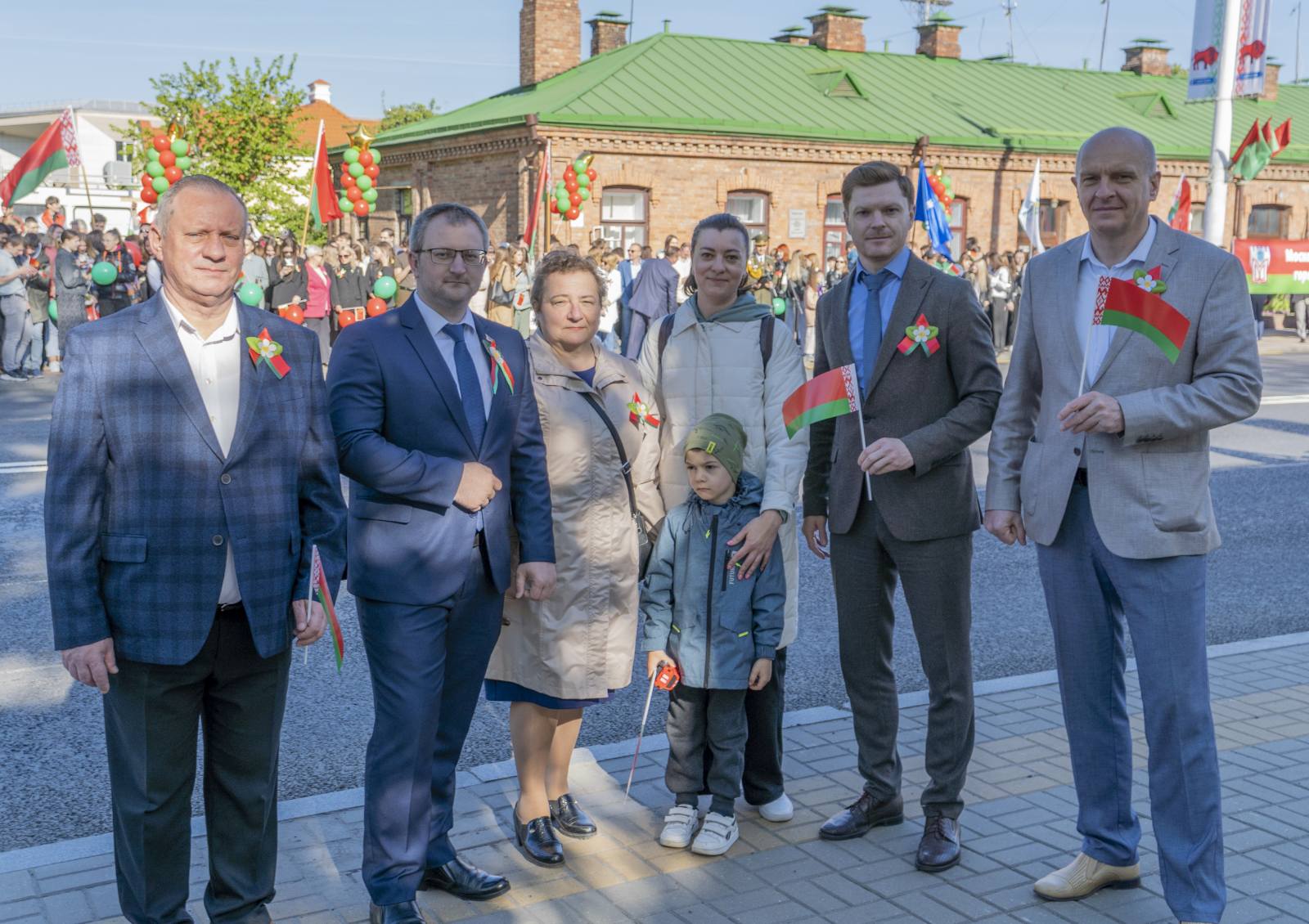 Участие в праздничном шествии в День Победы