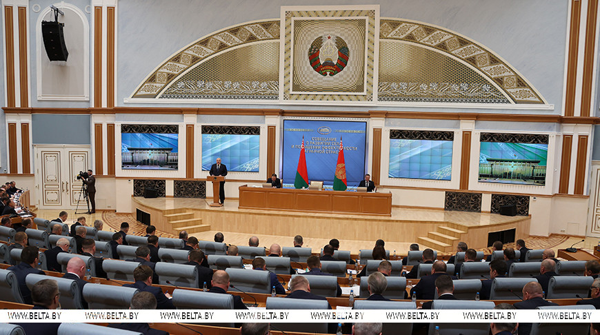 «Есть чем гордиться, но надо двигаться дальше». Вот что требует Лукашенко от сельского хозяйства