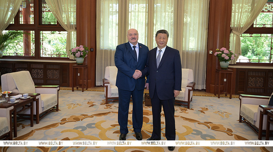 Лукашенко и Си Цзиньпин подтвердили курс на укрепление дружбы и договорились интенсифицировать отношения