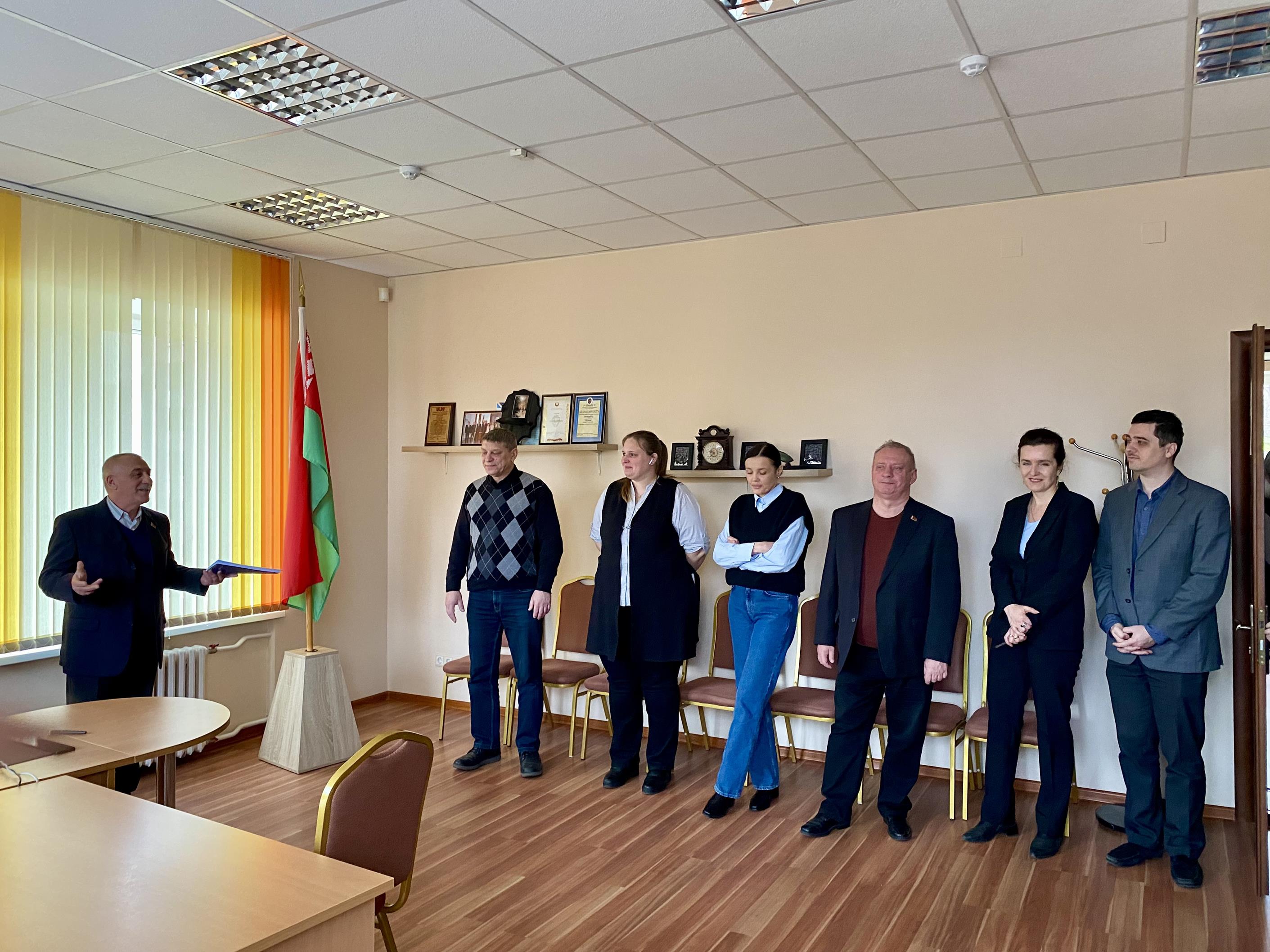 В День Конституции Республики Беларусь заместитель начальника инспекции провел встречу с трудовым коллективом